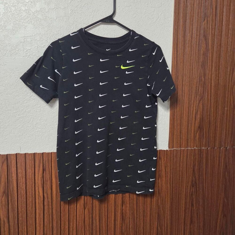 Nike Black and Navy T-shirt